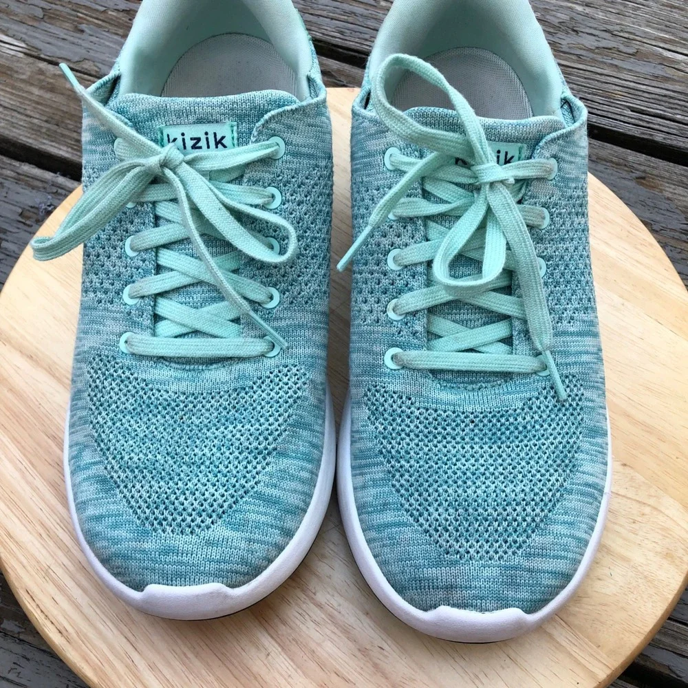 Kizik Lima Sneakers Green Womens 11 Mens 9.5 Spearmint Hands Free Knit Shoes